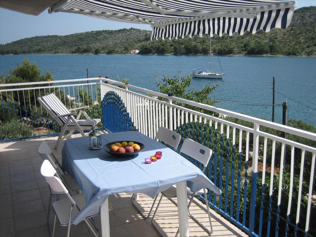Apartments Mediterraneo Kaprije Εξωτερικό φωτογραφία