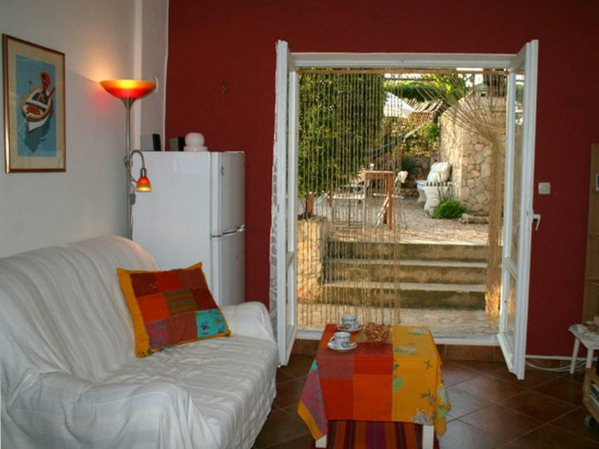 Apartments Mediterraneo Kaprije Εξωτερικό φωτογραφία