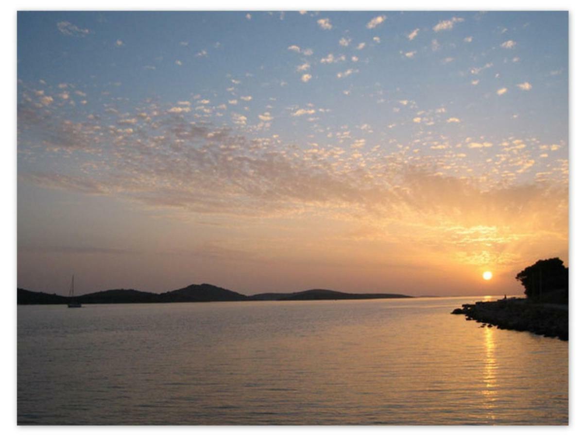 Apartments Mediterraneo Kaprije Εξωτερικό φωτογραφία